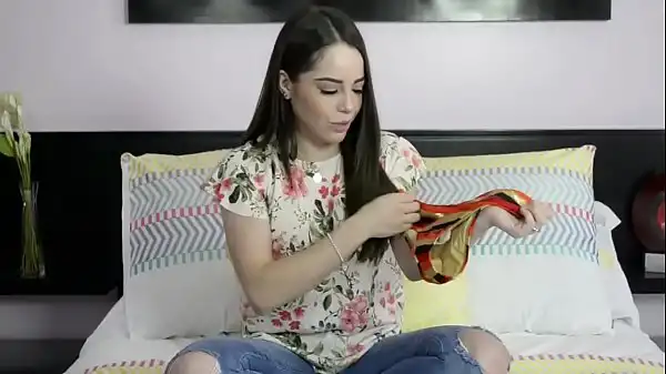 Arely em maiôs (videoblog proibido)