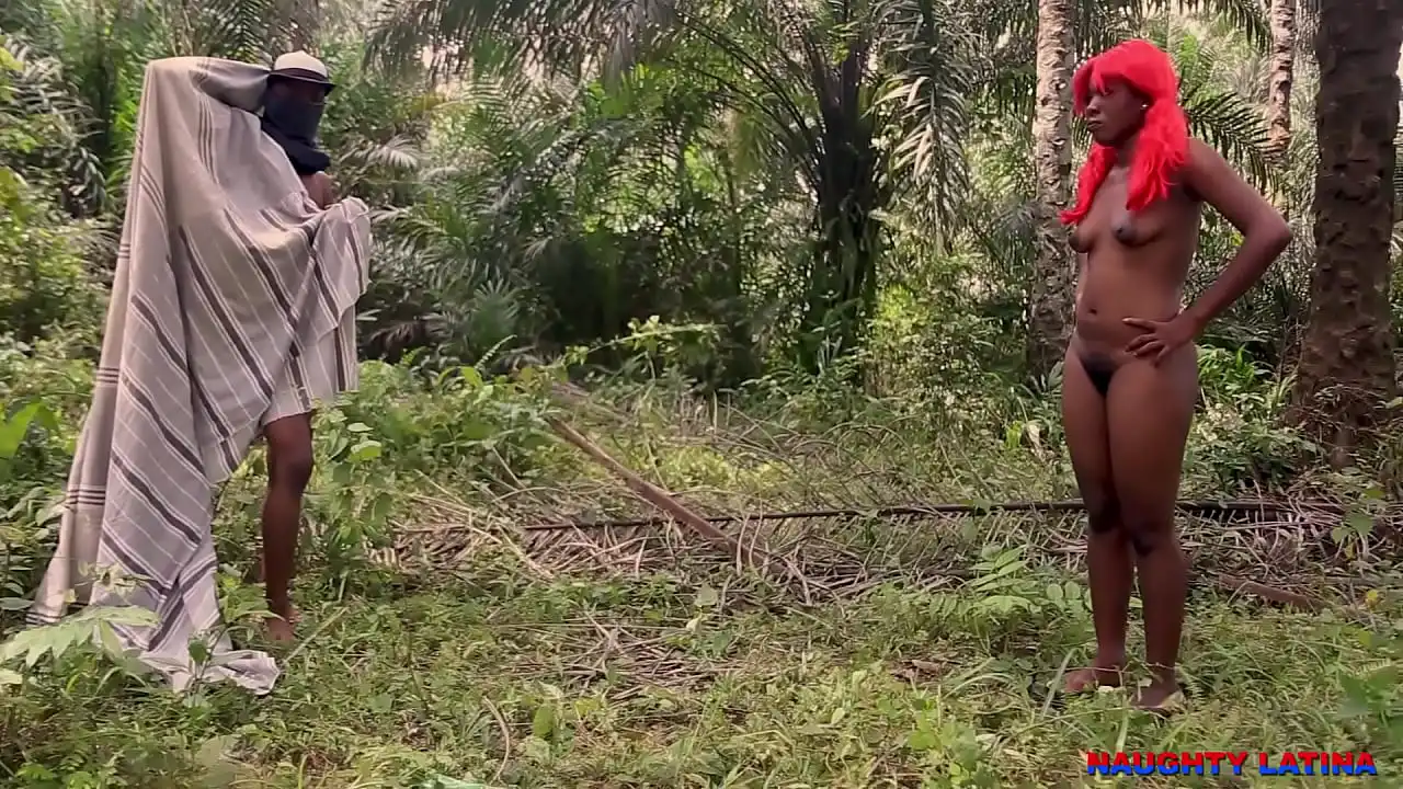 ÉBANO HAIRY PUSSY LATINA EM TRÊS HARDCORE COM DOIS COMPANHEIROS DE QUARTO DA FACULDADE - ADORO CHUPAR PAU GRANDE PRETO ENORME