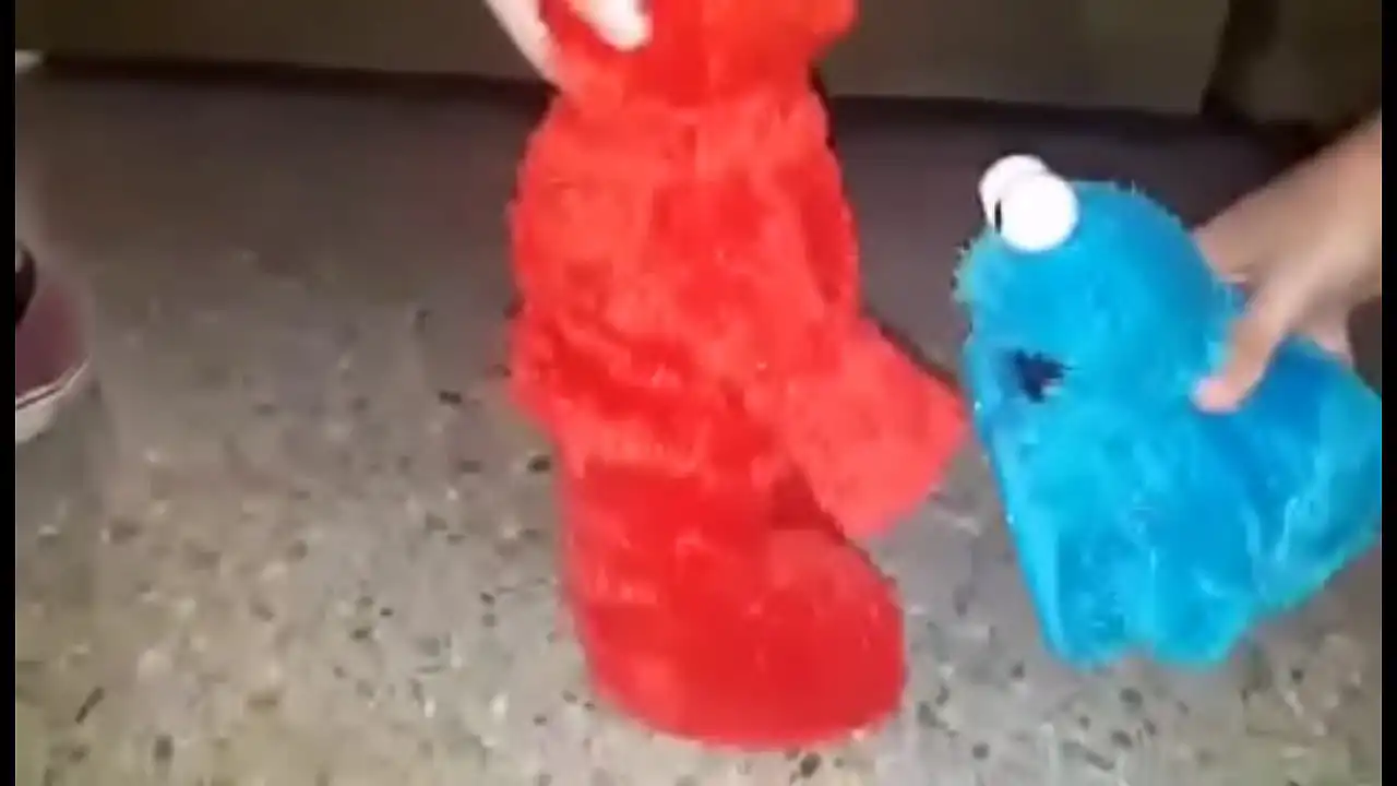 Elmo, o destruidor de biscoitos (SEM CENSURA)