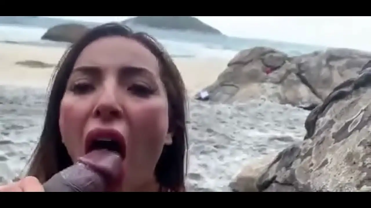 fodendo  gostoso na praia de nudismo com marido, FÃ  participou nao se aguentou gozou gostoso