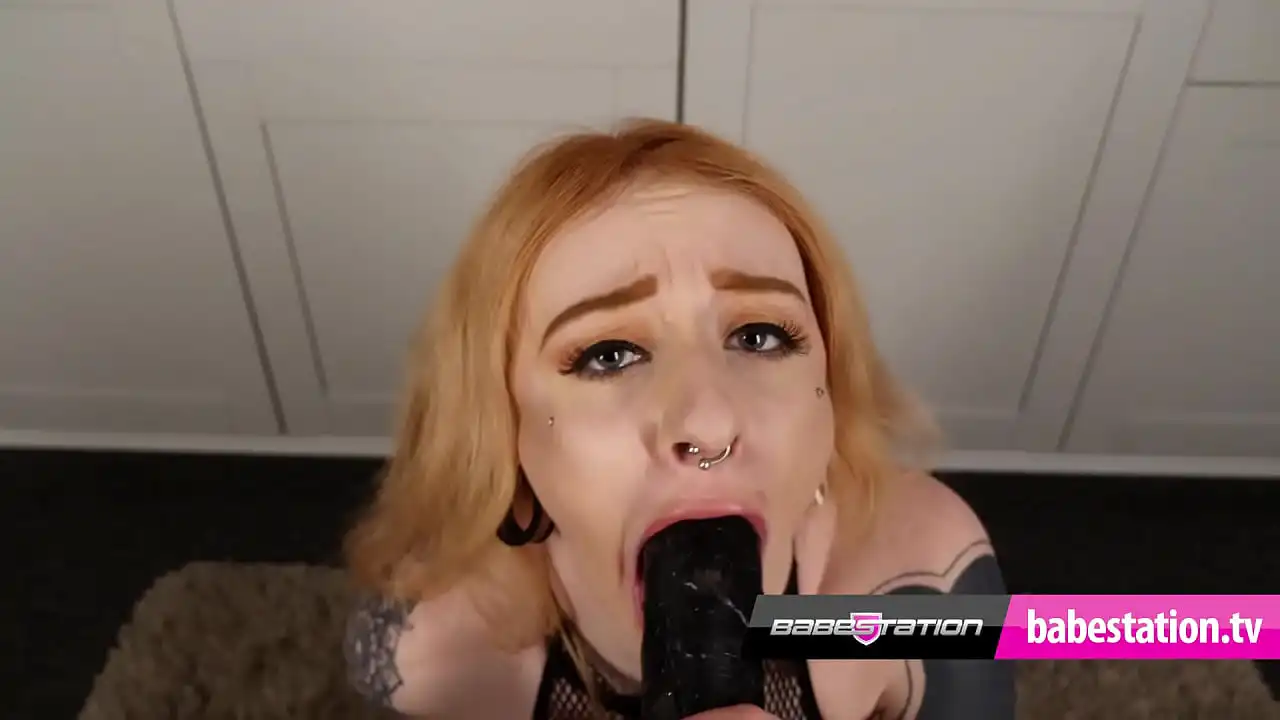 GAGGING DEEPTHROAT DESLIGADO COM REDHEAD AZURA ALII