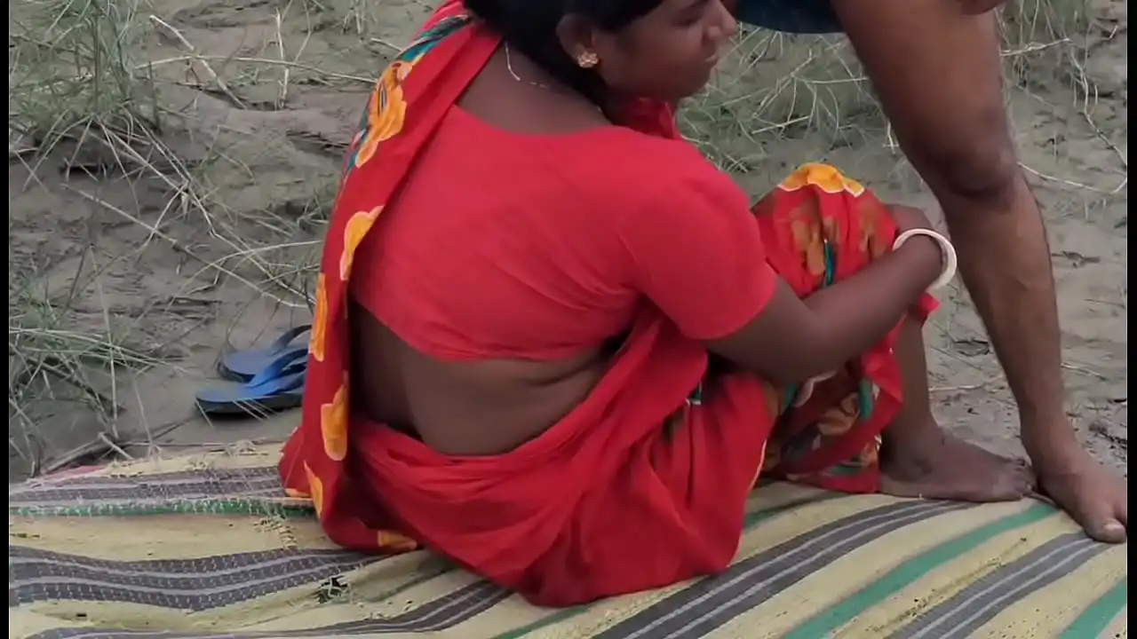 Bangladeshi Cute Girl Outdoor