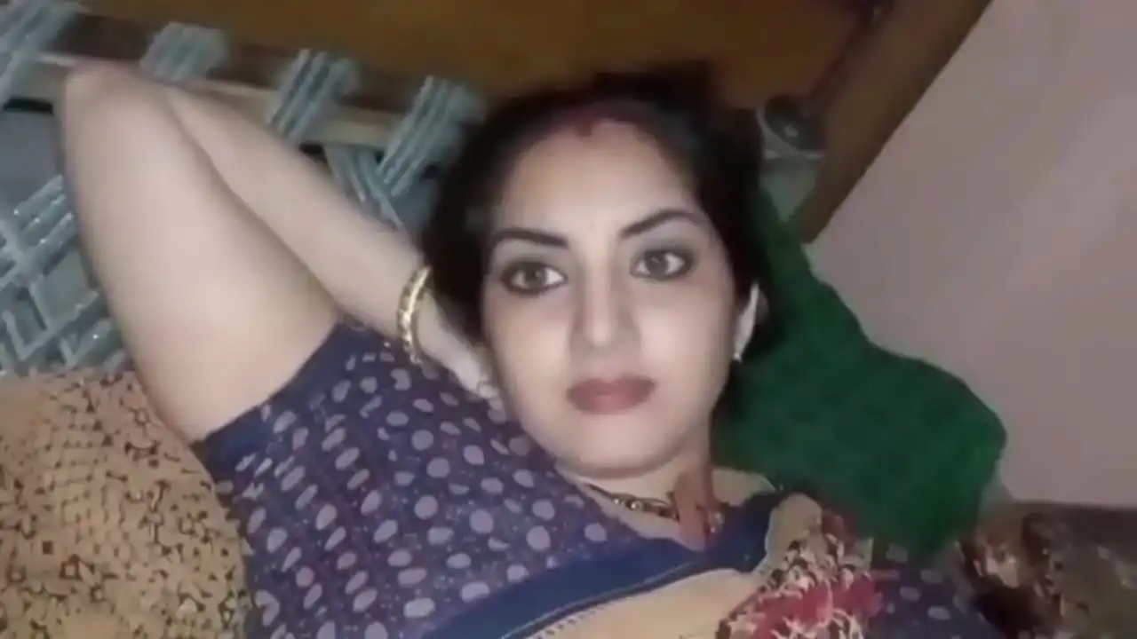 Vídeo de sexo da garota gostosa indiana Lalita bhabhi, sexo em família indiana