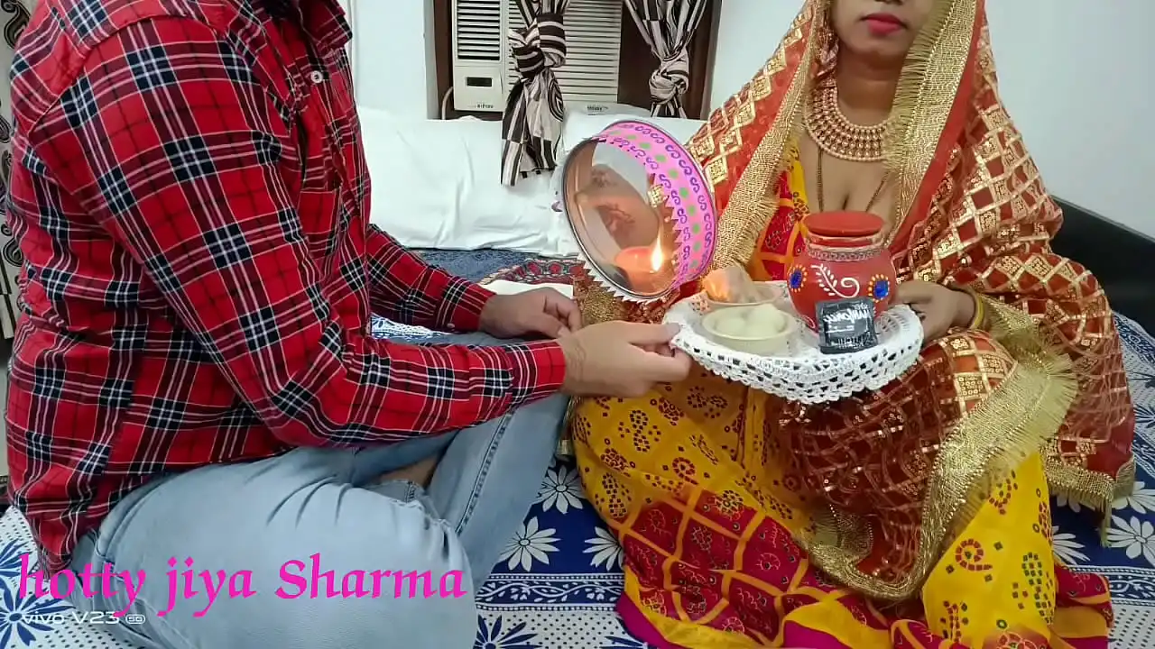 Karwa chauth especial 2022 indiano xxx desi marido foda o áudio hindi de sua esposa com conversa suja