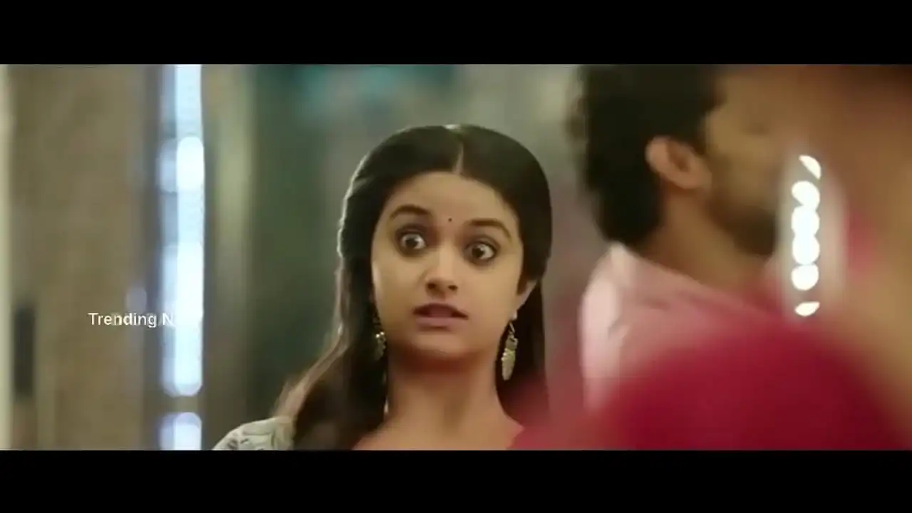 Keerthi Suresh Cena quente excluída