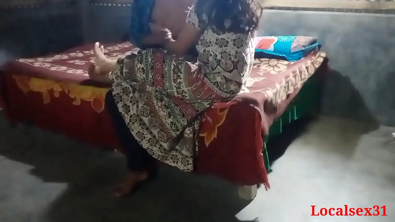 Local desi indian girls sex (vídeo oficial por (localsex31)