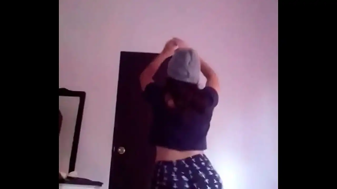 Mariana Gonzalez twerk dance [1]