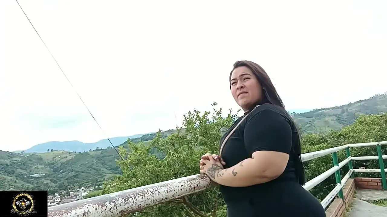 Minha sobrinha está me esperando no Mirador para que eu possa transar com ela