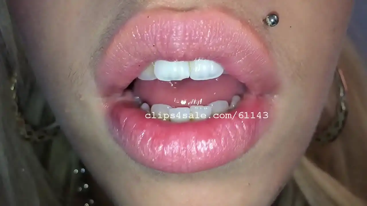 Mouth Fetish - Vyxen Mouth Video 3