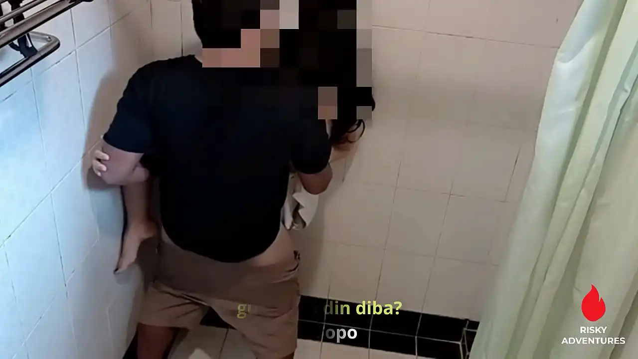 Pinay Milf Sinalisihan em Banyo - Sarap na Sarap