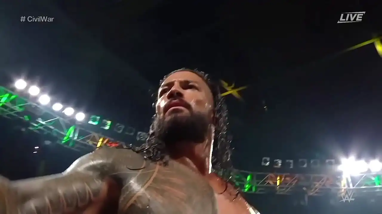 Roman Reigns e Solo Sikoa vs The Usos - Money in the Bank 2023