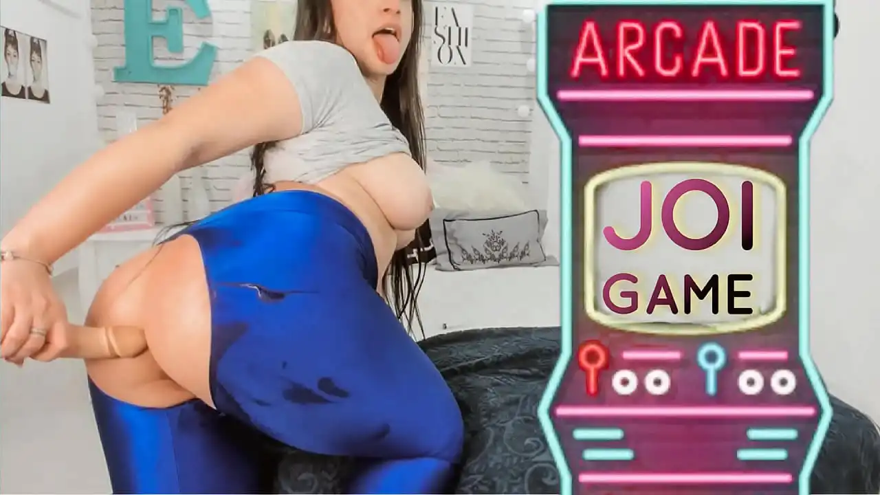 Sexy latina gata gamer girl controlando seu pau como seu videogame joistick JOI masturbar instruções adoração de bunda, essa garota realmente tem uma bunda perfeita !!!!