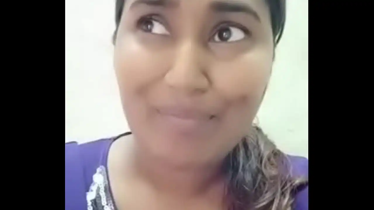 Swathi naidu compartilhando detalhes de seu telegrama para sexo por vídeo